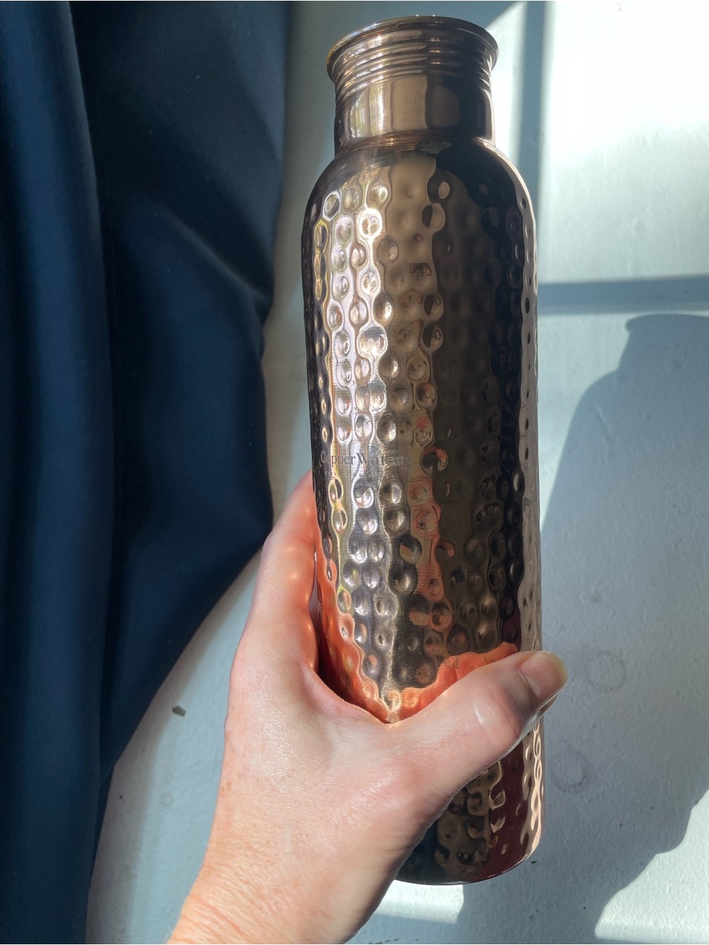 Copper Hammered Water Bottle - Sleek Metallic Finish
